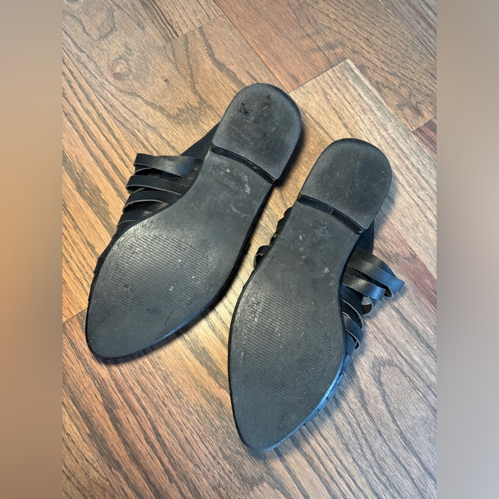 Kelsi Dagger Brooklyn Alchemy Black Strappy Mule Size 9.5 Women Leather Slip On - Picture 3 of 8